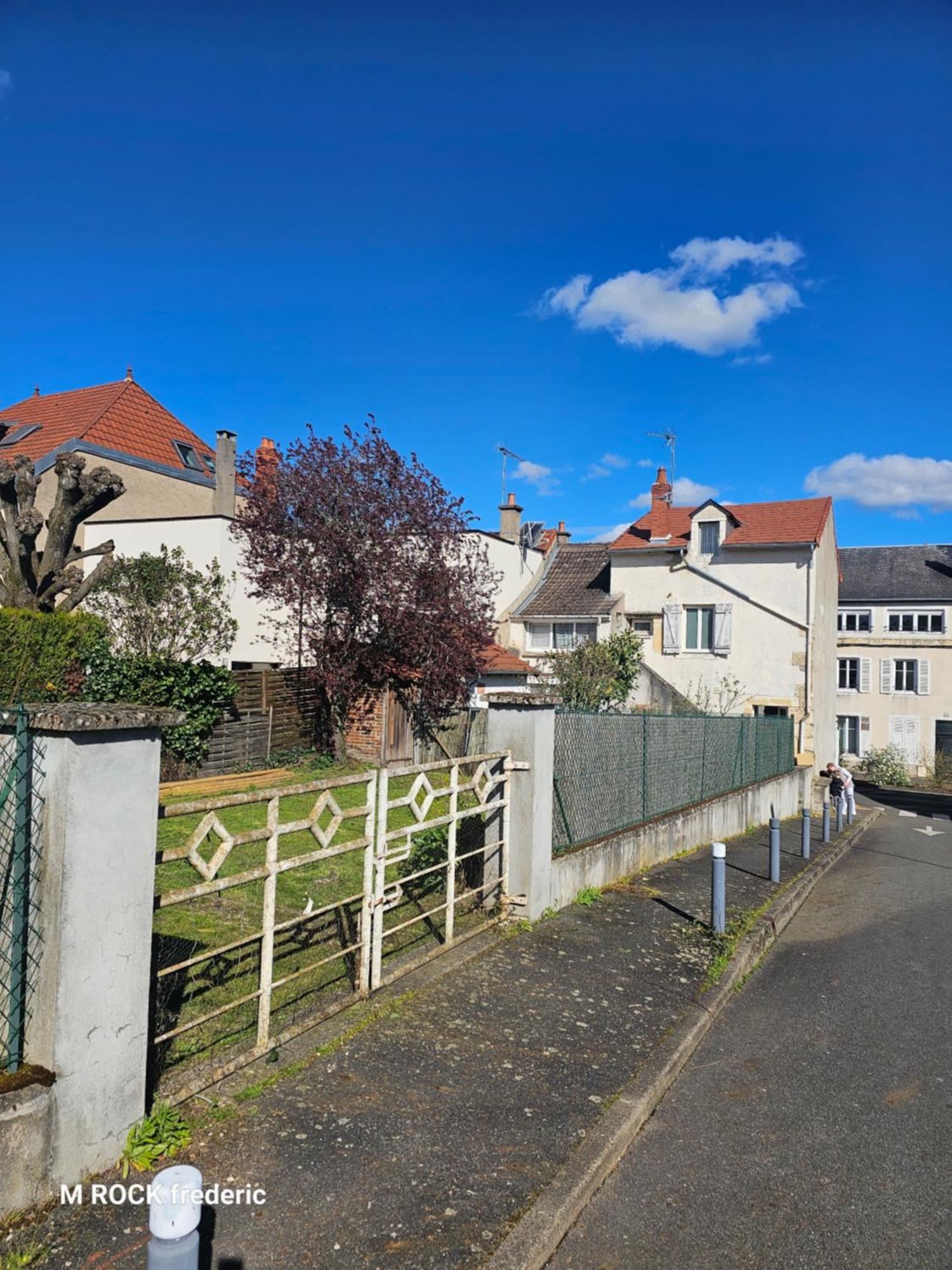 Maison De Ville Avec Jardin Privatif Невер Екстериор снимка